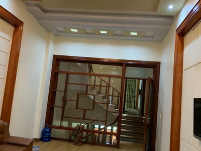 Cho thuê nhà phố Cao Bá Quát, TP Hải Dương 0