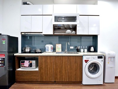 Cho thuê căn hộ studio Xuân Diệu gần Hồ Tây, đầy đủ tiện nghi, chỉ xách ba lô tới ở, tận hưởng 7