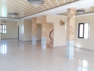 Nhà cho thuê mặt tiền hùng vương - 1000 m  -2 tầng - mặt tiền 18 mét 2