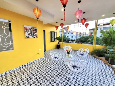 Chủ cần bán gấp nhà mặt phố ngô gia tự 2 mặt thoáng, chủ tặng lại toàn bộ nội thất giá chào 7 tỷ 6 4