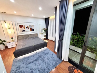 Chủ cần bán gấp nhà mặt phố ngô gia tự 2 mặt thoáng, chủ tặng lại toàn bộ nội thất giá chào 7 tỷ 6 3