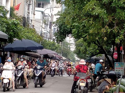 Bán đát tặng nhà lô góc mặt phố tô hiệu kinh doanh sầm uất, giá hạ chào 9 tỷ. 1