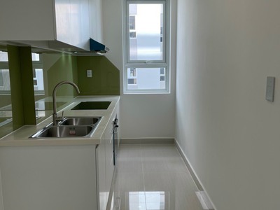 Ngộp bán gấp căn hộ lavita charm 4