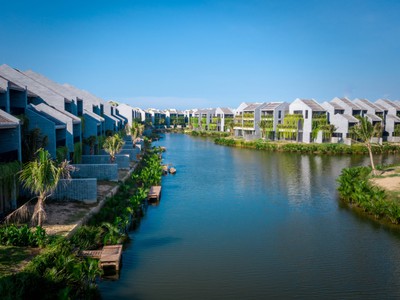 Cho thuê căn biệt thự casamia 250m2,biệt thự mới hoàn thiện nội thất, 6 phòng ngủ,40triệu 6