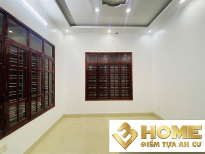 Cho thuê biệt thự mặt đường đông khê 160m2 4