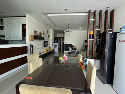 Bán gấp căn hộ 125m 3pn,2wc sổ hồng trao tay giá chỉ 2 tỷ 9 2