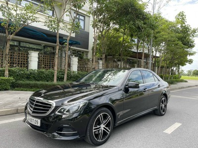 Cần bán Mercedes E200 2014 biển Hà Nội siêu chất 1