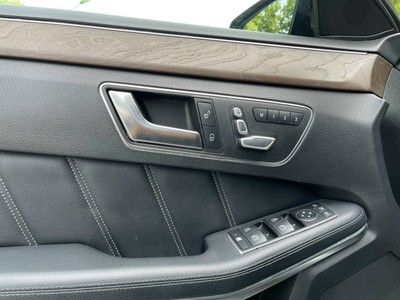 Cần bán Mercedes E200 2014 biển Hà Nội siêu chất 10