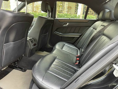Cần bán Mercedes E200 2014 biển Hà Nội siêu chất 11