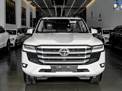 Cần bán xe landcruiser lc300 model 2023 ở số 5 nguyễn văn linh - long biên hà nội 1