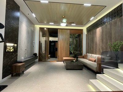 Bán nhà 3 tầng mới đẹp, thiết kế hiện đại giá tốt đường phú xuân 2