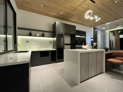 Bán nhà 3 tầng mới đẹp, thiết kế hiện đại giá tốt đường phú xuân 3