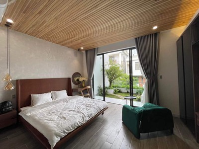 Bán nhà 3 tầng mới đẹp, thiết kế hiện đại giá tốt đường phú xuân 5