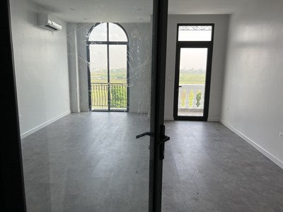 Cho thuê LK, Shophouse SB23 mặt đường 40m - Có thang máy - Giá rẻ nhất Vinhomes Ocean Park 5