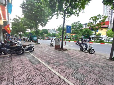 Mặt Phố Ô Chợ Dừa 2 Thoáng Sáng 63.2m2, Ô Tô KD V10M 27 Tỷ 0