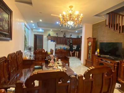 Chính chủ gửi bán biệt thự, khu đt việt hưng 120 mt6 chính chủ gửi bán biệt thự, khu đt việt hưng 0