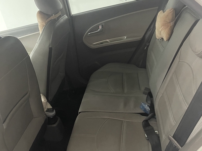 Bán xe Có 102 KiA - Morning Si 1.25L màu trắng sản xuất 2017 chính chủ 11