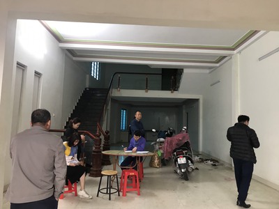 Bán gấp nhà thị trấn thắng, bắc giang, 93m2 x 3 tầng, kinh doanh sầm uất - mtg 0
