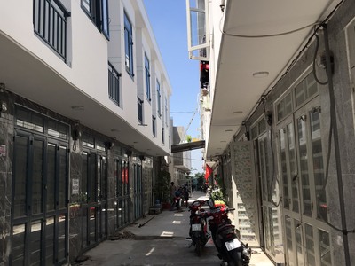 Nhà giá rẻ Đức Hòa Cầu Xáng 390 triệu ngay Cây Xăng Nguyễn Văn Sáu 2