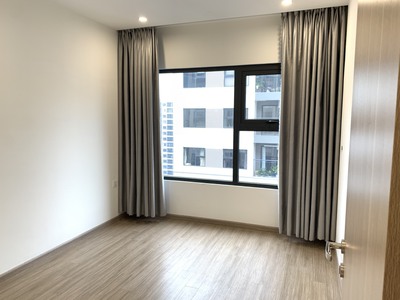 Cho thuê căn hộ Vinhomes OCean park Gia LÂm. DT: 55m2, 2PN 1PK.1wc. có tủ bếp. ĐH, NL, Rèm. Giá: 5. 2