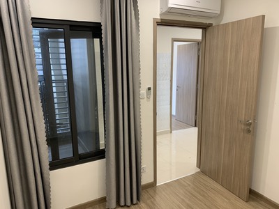 Cho thuê căn hộ Vinhomes OCean park Gia LÂm. DT: 55m2, 2PN 1PK.1wc. có tủ bếp. ĐH, NL, Rèm. Giá: 5. 4