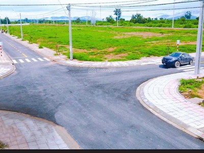Đất ngay trung tâm, sẵn sổ đỏ, mua lời ngay - chỉ 5xx triệu /180m 2