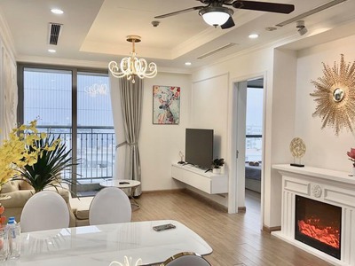 Cần cho thuê căn 3 phòng ngủ toà t10 view nhạc nước 1