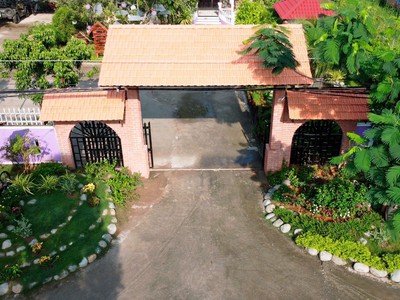 Với 65 tỷ - 11.726,6 m2 - sở hữu ngay khu du lịch nghỉ dưỡng độc đáo nghênh xuân farm, h. châu 0