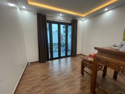 Cho thuê  nhà mới  tại tuyến 2 Lê Hồng Phong 3