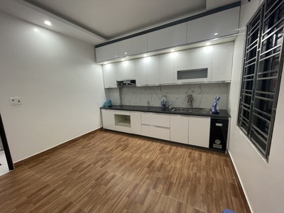 Cho thuê  nhà mới  tại tuyến 2 Lê Hồng Phong 5