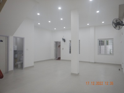 Cho thuê làm văn phòng mặt bằng tầng một nhà 277 Nguyễn Tri Phương, phường Hòa Thuận Đông,Q.Hải Châu 7