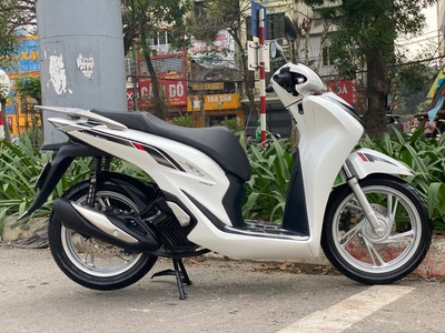 Cần bán SH Việt 150 ABS cuối 2020 màu Trắng cực chất - Cực mới. 5