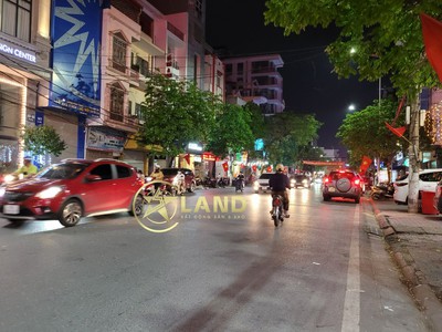 Cho thuê tòa nhà 6 tầng, mặt tiền 10m  đường Lê Duẩn, có thang máy 0