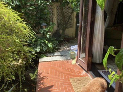 Chính chủ trang bìa, chủ cần bán gấp - giá rẻ nhất khu thảo điền. dt 61m2. 25 tỷ. 1