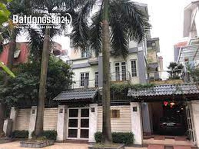 Bán biệt thự mễ trì hạ dt 210m2, mt 12m hướng tây nam giá 45tỷ 0