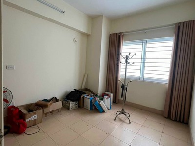 Bán căn cc an lạc , dt 126m2, 3 phòng ngủ. giá 2.5 tỷ có thương lượng. 3