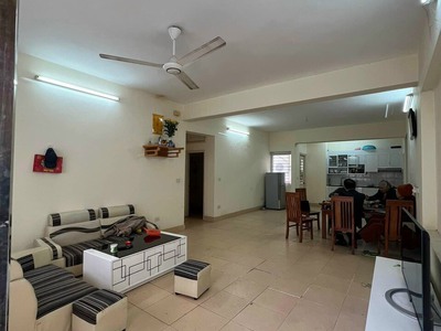 Bán căn cc an lạc , dt 126m2, 3 phòng ngủ. giá 2.5 tỷ có thương lượng. 1