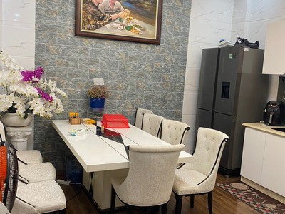 Bán gấp nhà 2 mtnb đường hồng lạc, p.11, q.tân bình 3