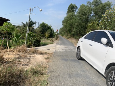 Bán 3,5 công đất mặt tiền nhựa Ấp 2, xã Tân Lập 1, H.Tân Phước. 0