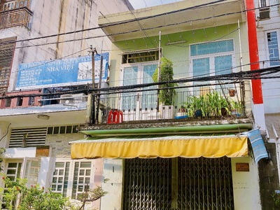 Bán nhà mặt tiền đường nguyễn trường tộ,dt:4x20,cấp 4 giá 10 tỷ vị trí kinh doanh tốt 0