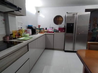 Nhà riêng trung tâm quận 10 , 56m 4 tầng, giá 9.x tỷ. hẻm xe hơi đổ cửa. 3
