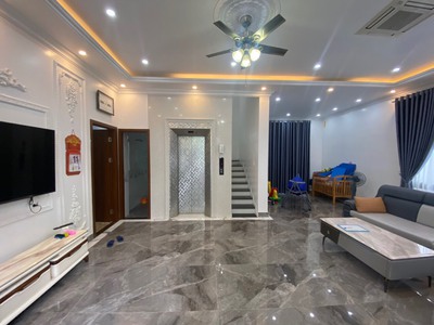 Cho thuê nguyên căn biệt thư venice, vinhome thượng lý, hồng bàng 1