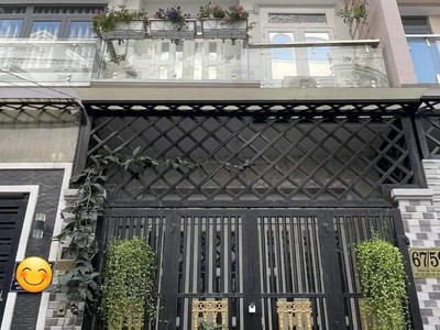 Trung tâm thị trấn nhà bè- 4 tầng- kế bên khu dân cư sài gòn mới- đường trước nhà 6m- xe hơi vi vu 0