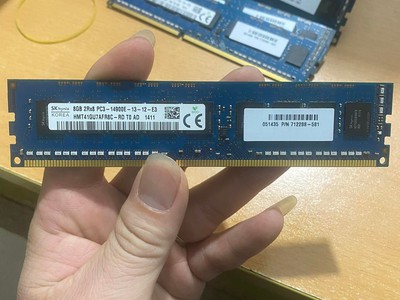 Ram 3 8gb/1600 hãng đẹp giá thanh lý ạ 3