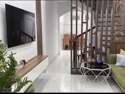 Nhà 2,5 tầng phường Ngọc Châu TpHD 2