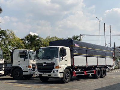 Hino 3 Chân 15 Tấn Cầu Lết Thùng Mui Bạt Bửng Nhôm Dài 9m45 1