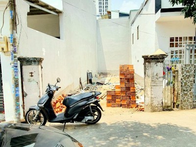 Chuyển nhượng lô đất mặt tiền đường 14 nhựa, phường bình trưng tây, tp thủ đức  quận 2 1