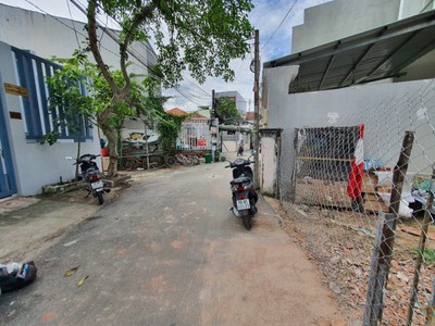 Chuyển nhượng lô đất mặt tiền đường 14 nhựa, phường bình trưng tây, tp thủ đức  quận 2 0