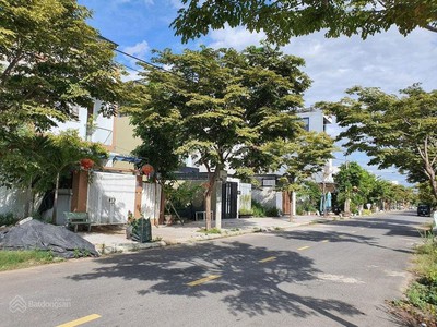 Duy nhất 2 lô liền kề Hùng Vương, khu đô thị Mega City Kon Tum ngay ngã tư giá sốc 1