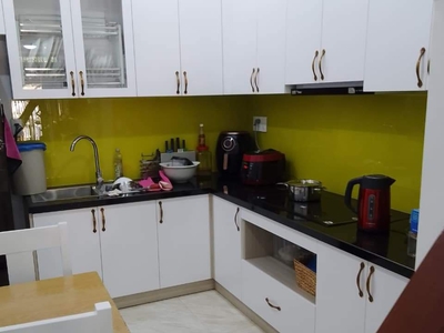 Chỉ nhỉnh 5 tỷ có ngay nhà đẹp sát mặt tiền trần não, dt 40m2, 3 tầng 2